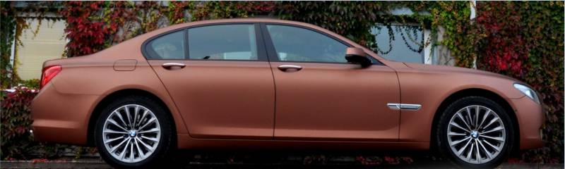 oklejanie samochodu BMW 7 foli aztec bronze z palety Arlon