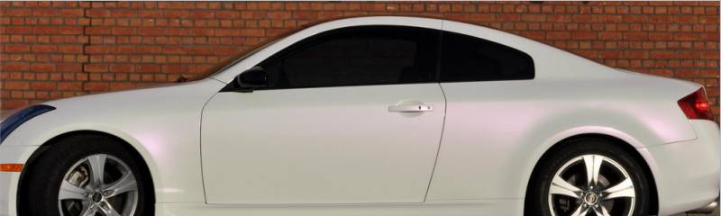 oklejanie samochodu Infinity G35 biaa pera variochrome, zmiana koloru