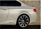 Oklejanie samochodów BMW M3 w kolorze biała perła matowa z firmy 3M seria 1080