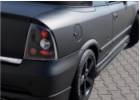 Oklejanie samochodów Opel Astra Bertone czarny mat - oklejanie folią