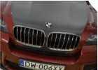 Zmiana koloru samochodu BMW X6 - oklejenie foli CARBON 3M maski, dachu spoilera, znaczka BMW i lusterek